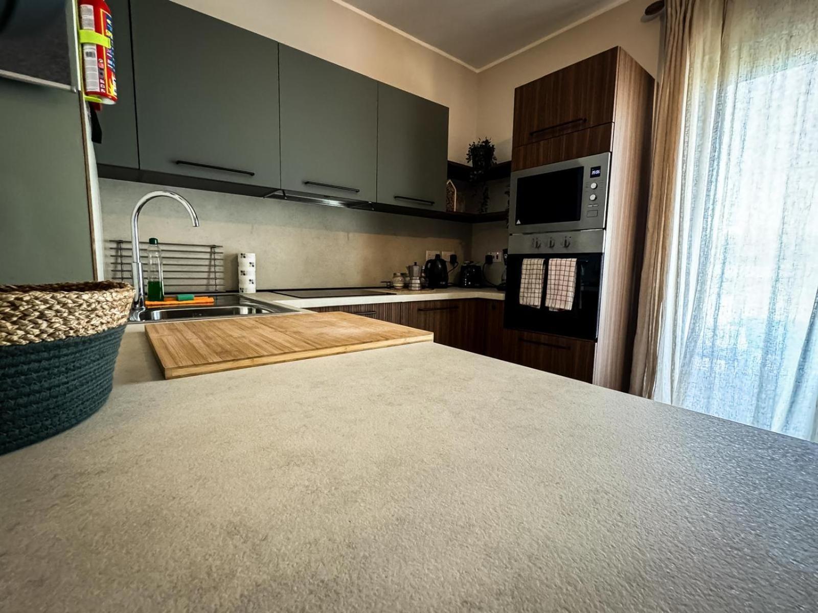 Centrally Located, Well Equipped, Stylish Flat. 圣保罗湾城 外观 照片